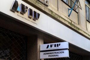 El Gobierno disuelve la AFIP y crea un nuevo organismo.